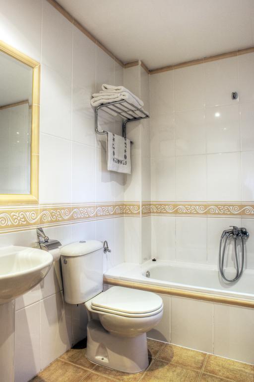 Hotel Brios Луго Экстерьер фото