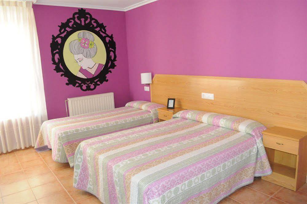Hotel Brios Луго Экстерьер фото